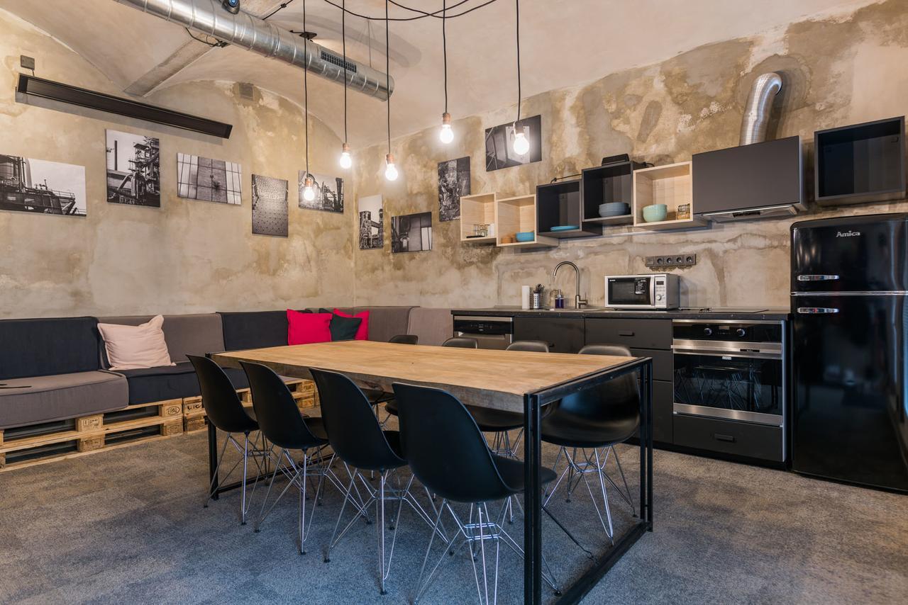 Visitinn Apartments & Hostel Prag Dış mekan fotoğraf