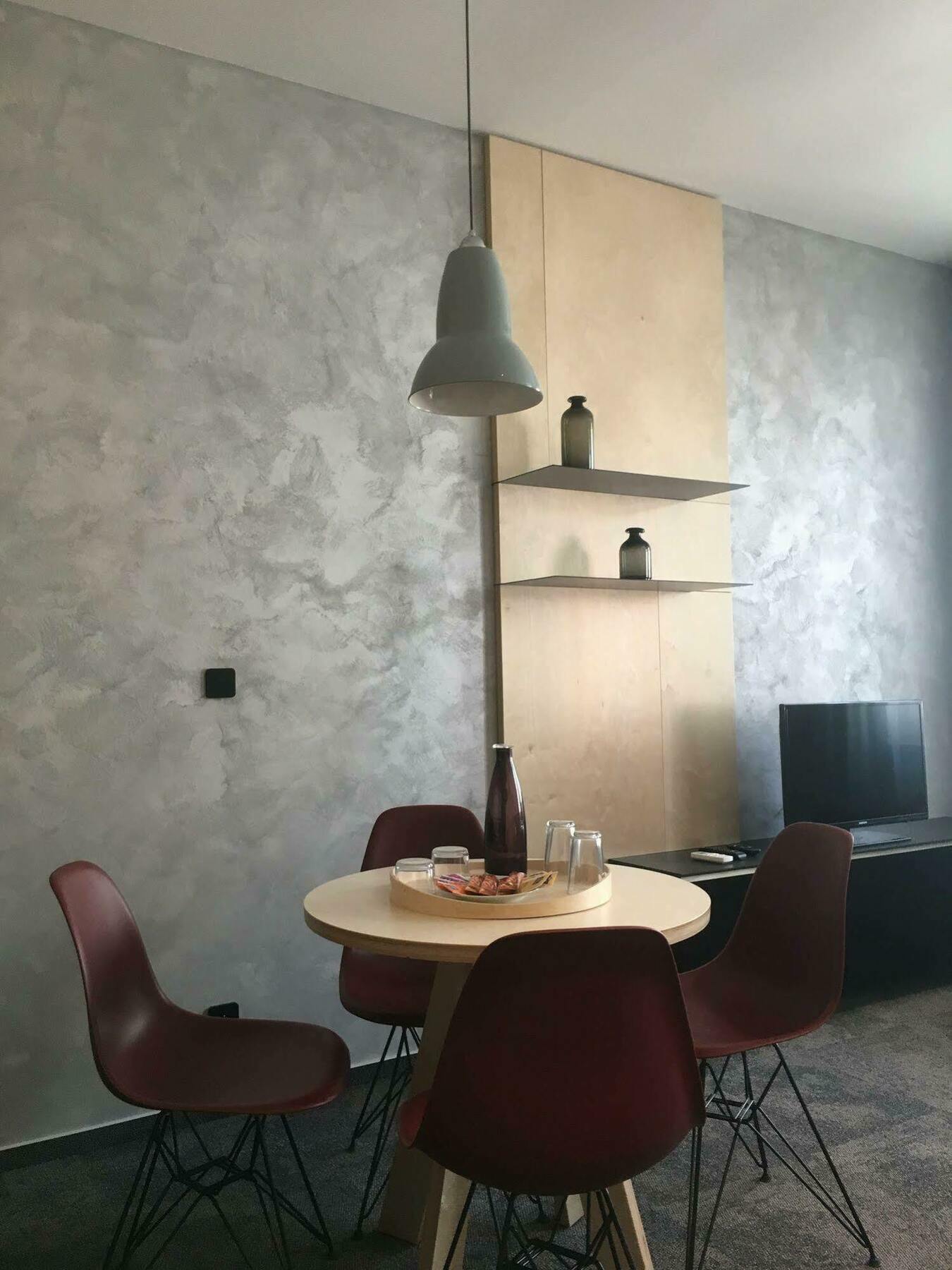 Visitinn Apartments & Hostel Prag Dış mekan fotoğraf